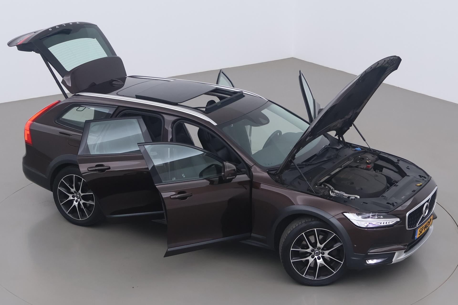 Volvo V90