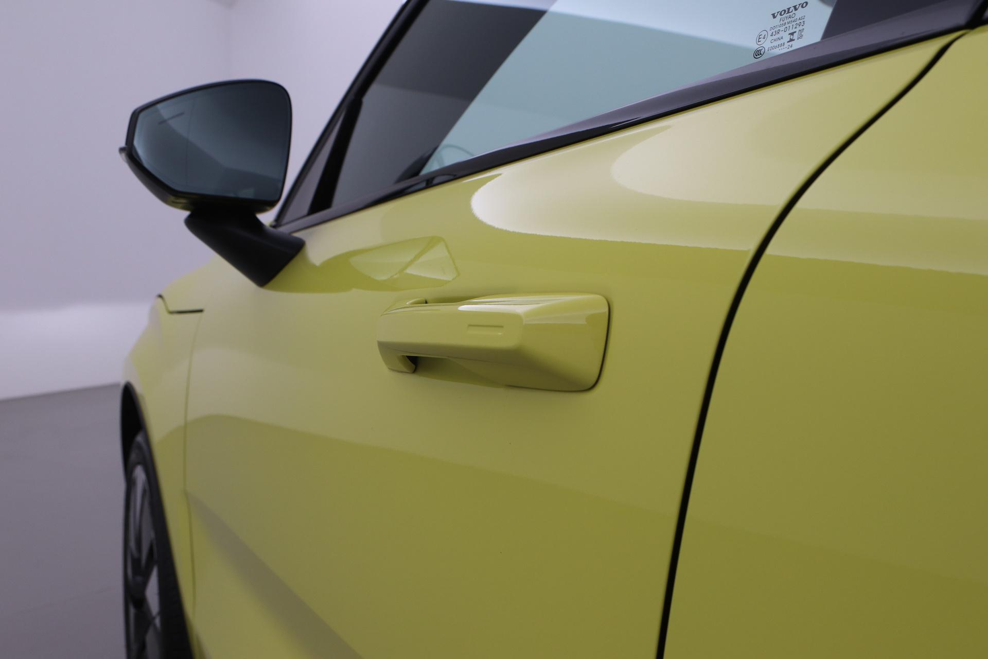 Volvo EX30