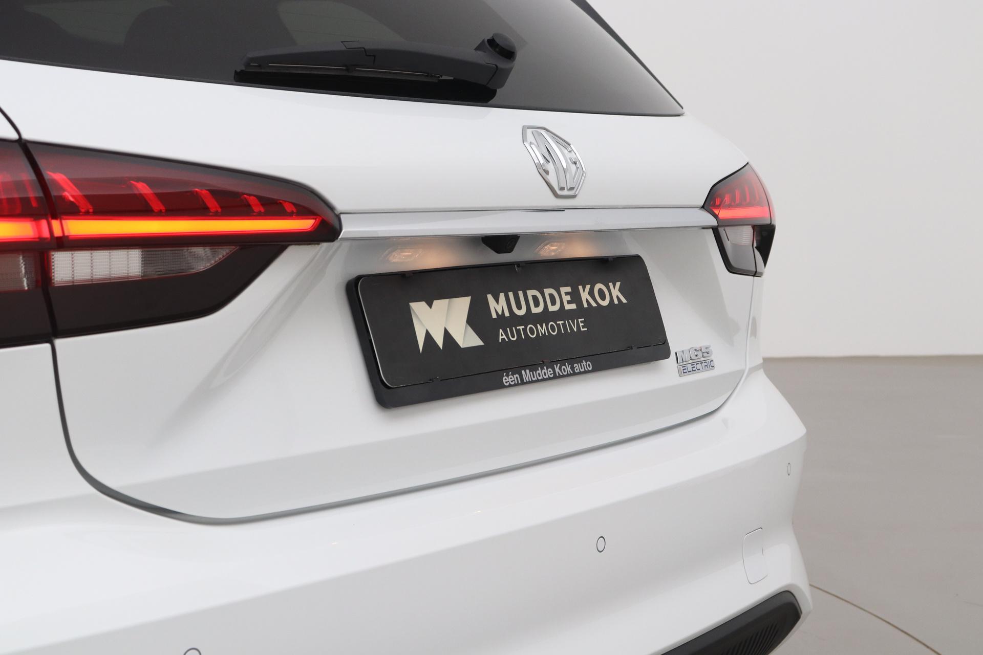MG MG5