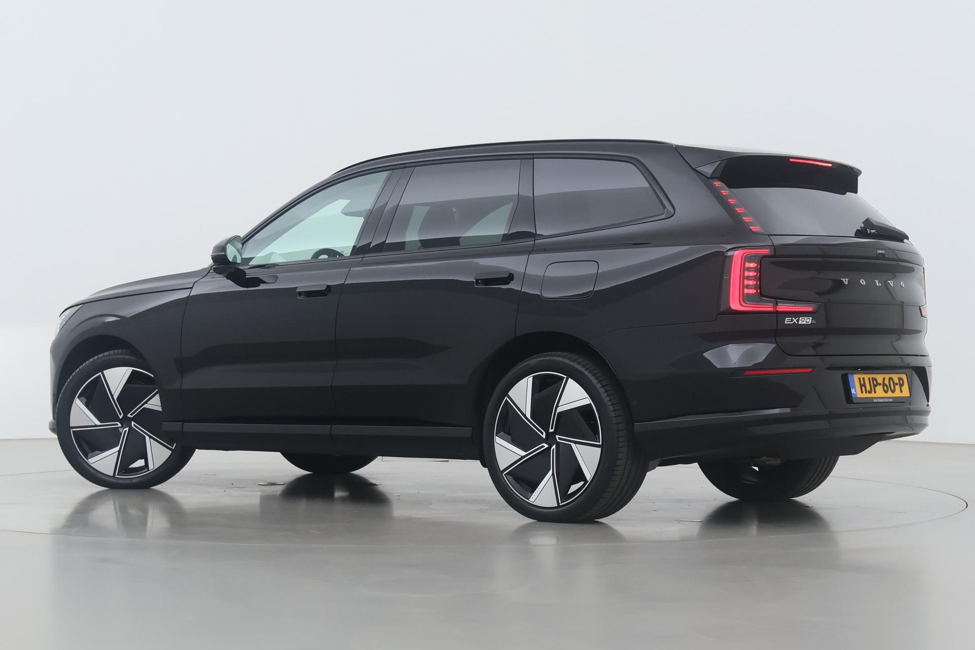 Volvo EX90