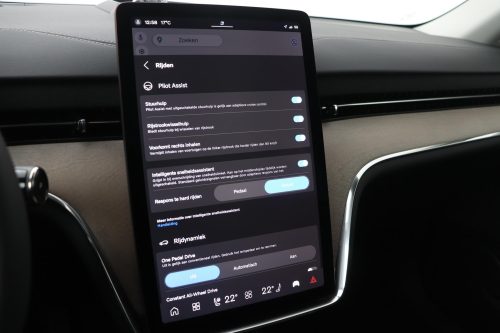Volvo EX90