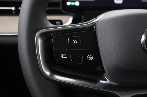Volvo EX90