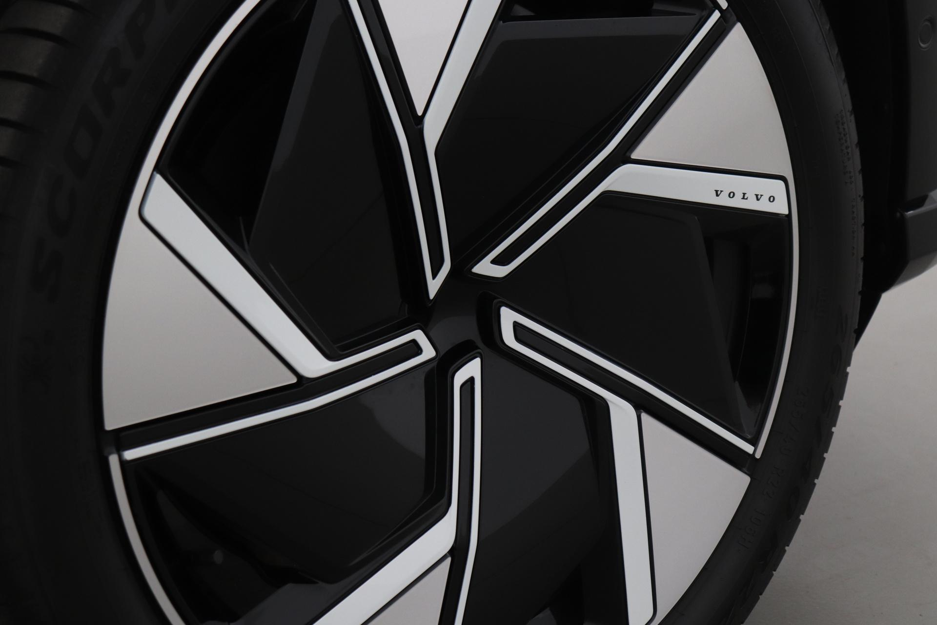 Volvo EX90