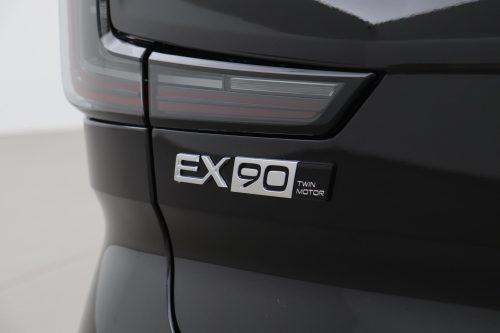 Volvo EX90