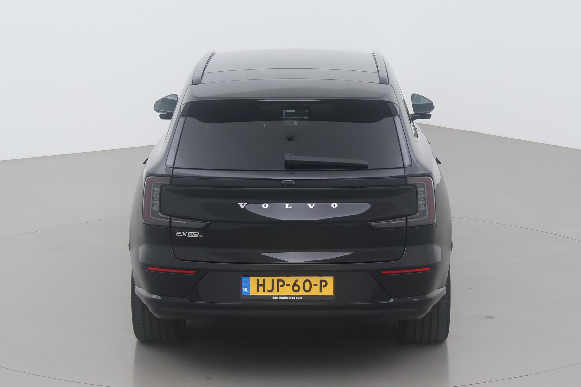 Volvo EX90