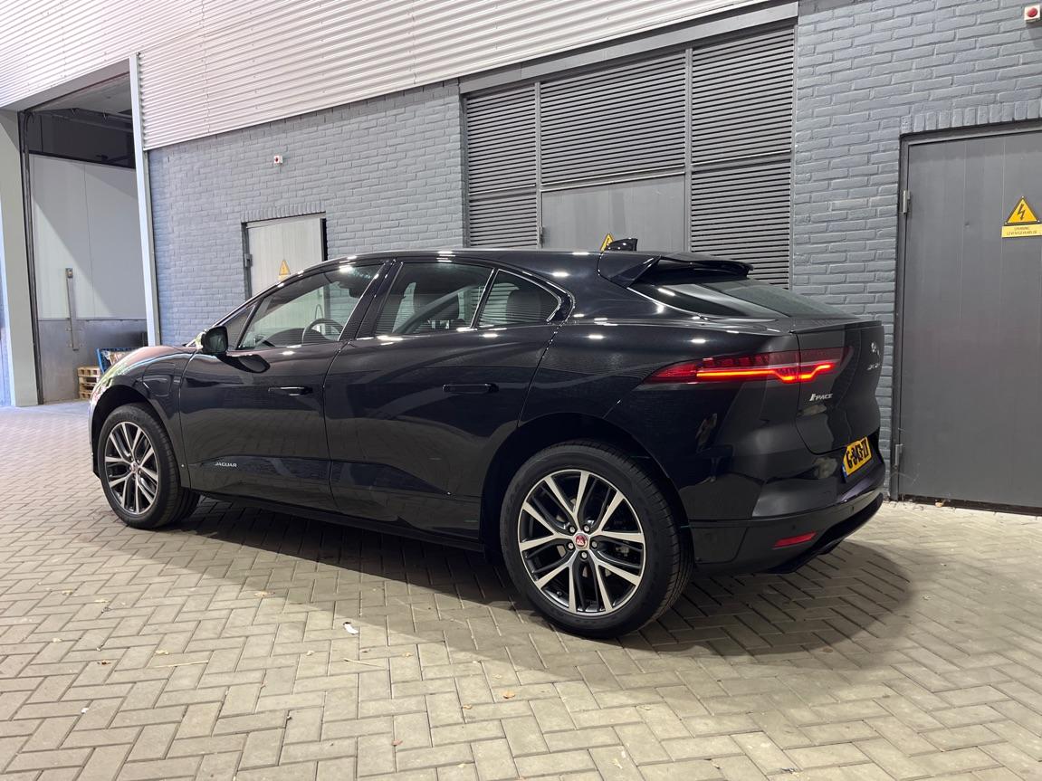 Jaguar I-PACE