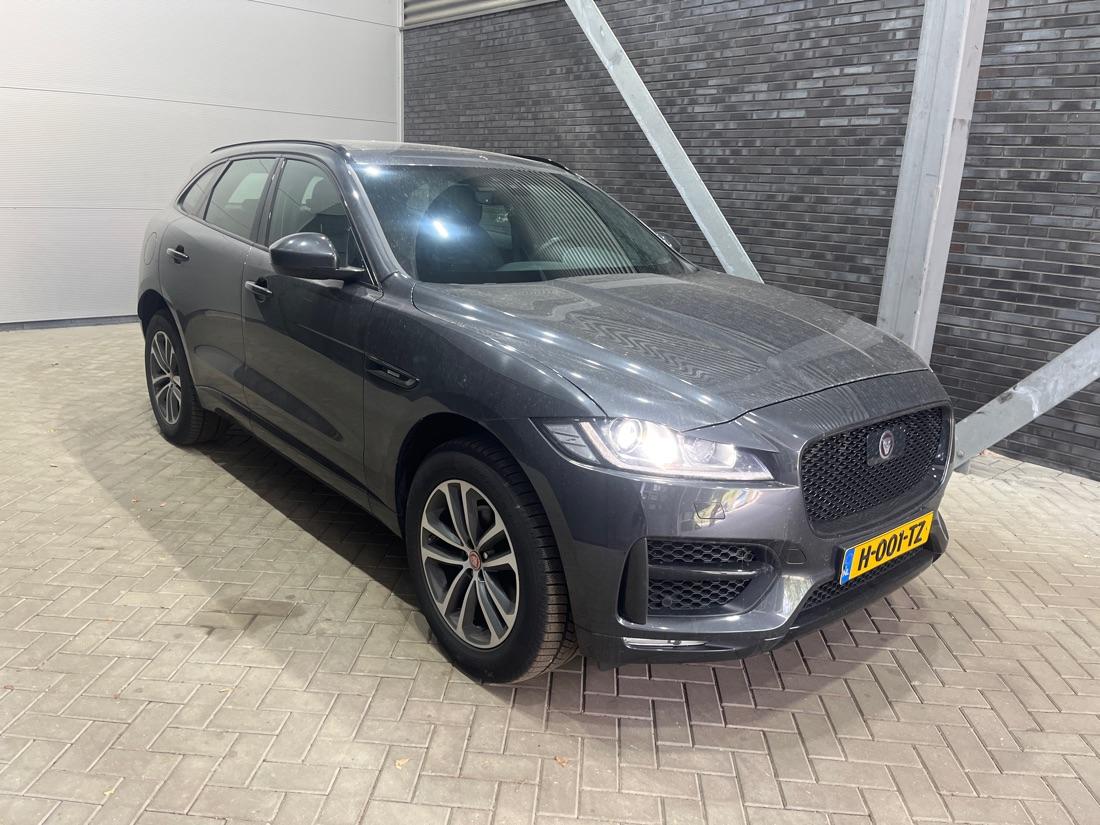 Jaguar F-Pace