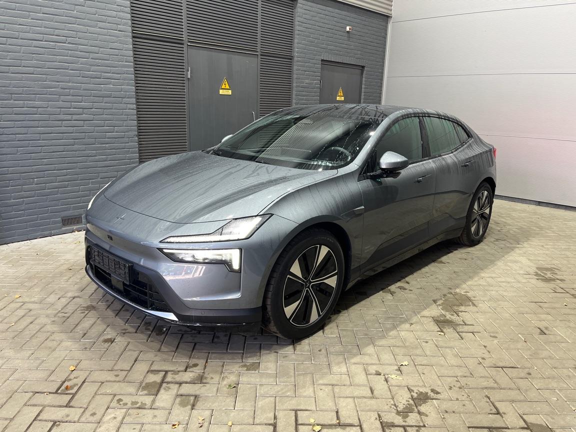 Polestar 4
