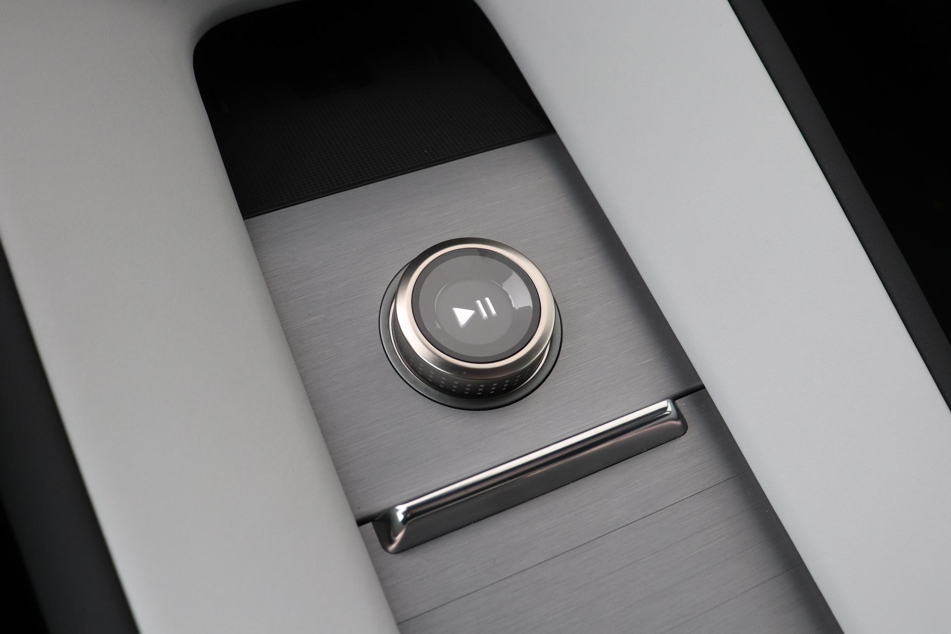 Polestar 4