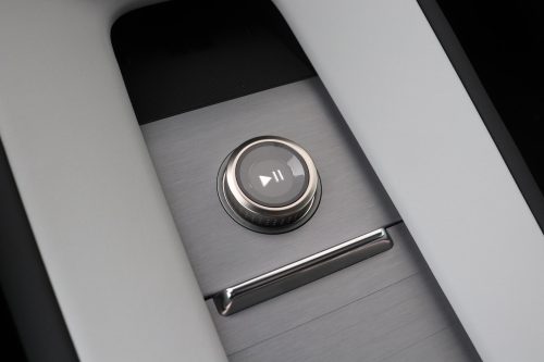 Polestar 4