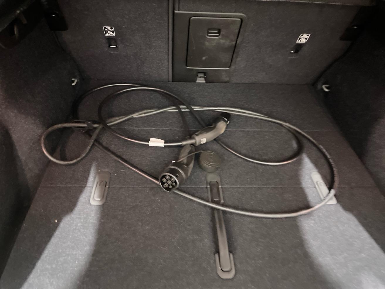 Volvo EX40