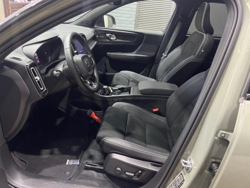 Volvo EX40