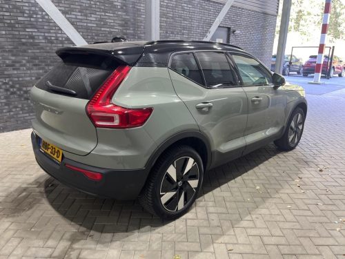 Volvo EX40