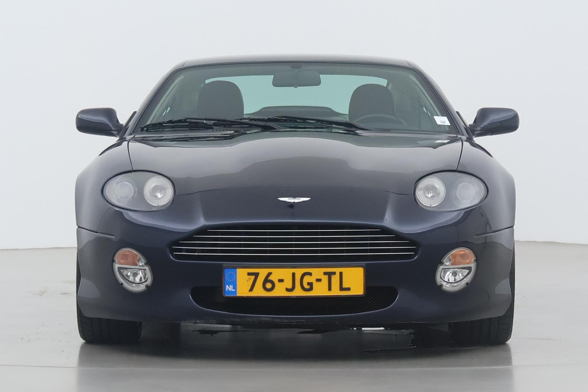 Aston Martin DB7