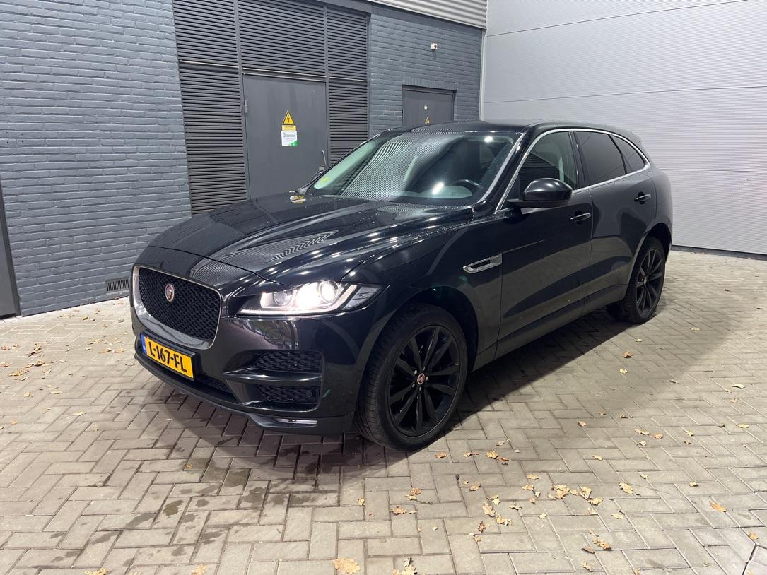 Jaguar F-Pace