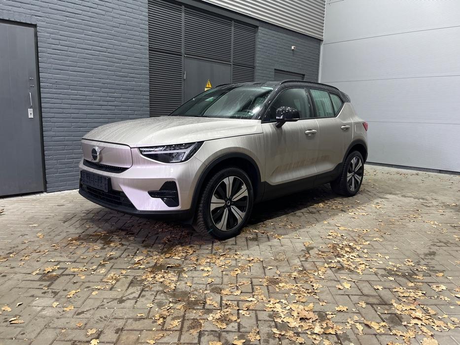 Volvo XC40