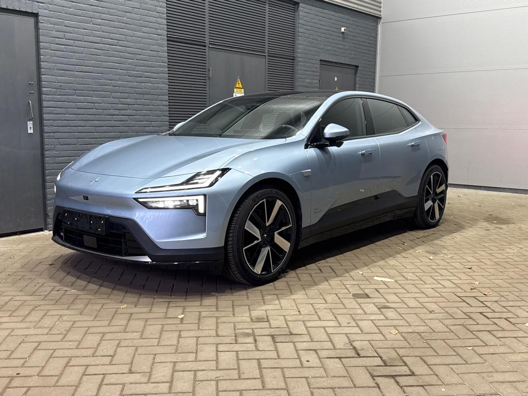 Polestar 4
