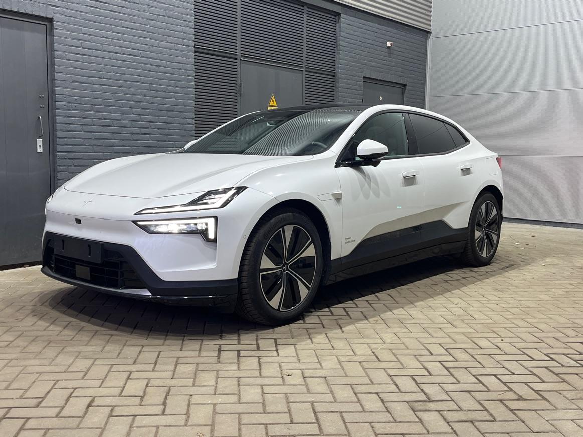 Polestar 4