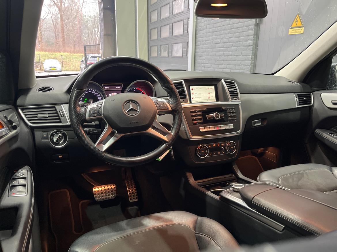 Mercedes-Benz M-Klasse