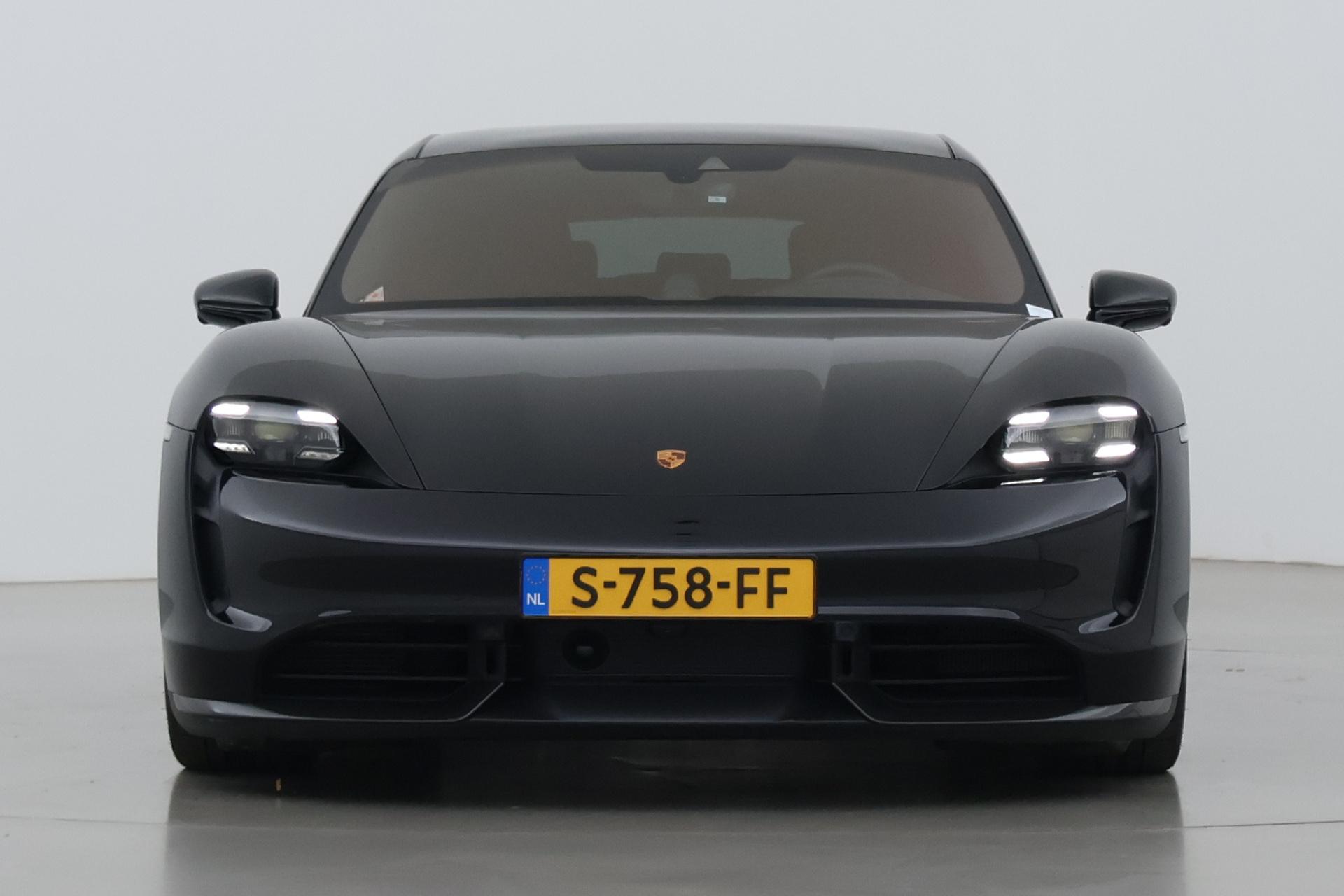 Porsche Taycan Sport Turismo