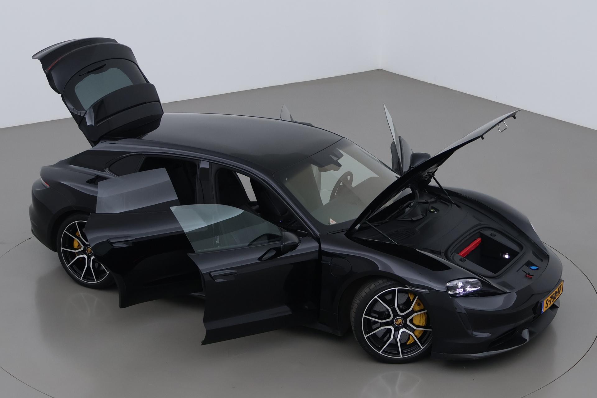 Porsche Taycan Sport Turismo