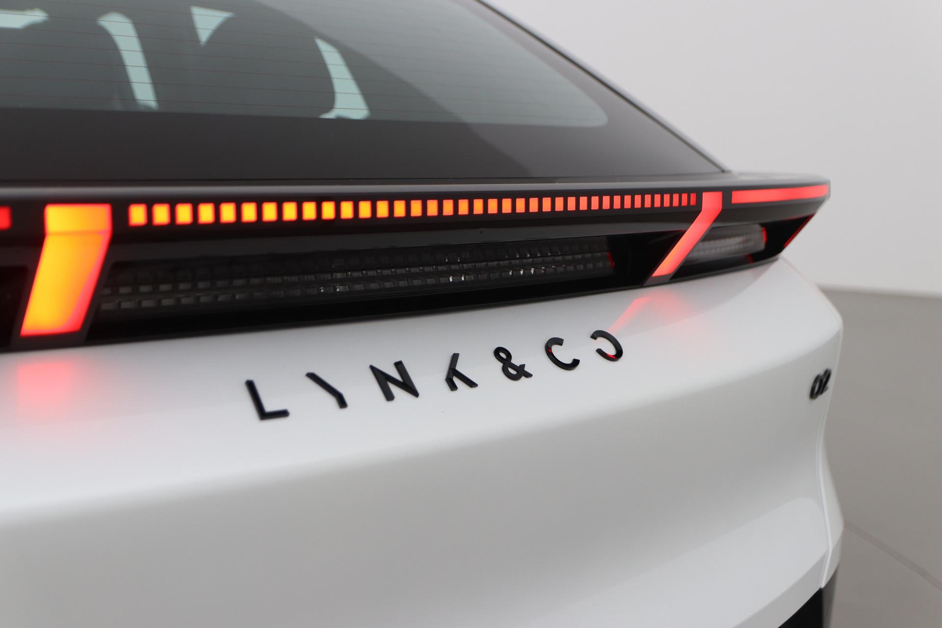 Lynk & Co 02