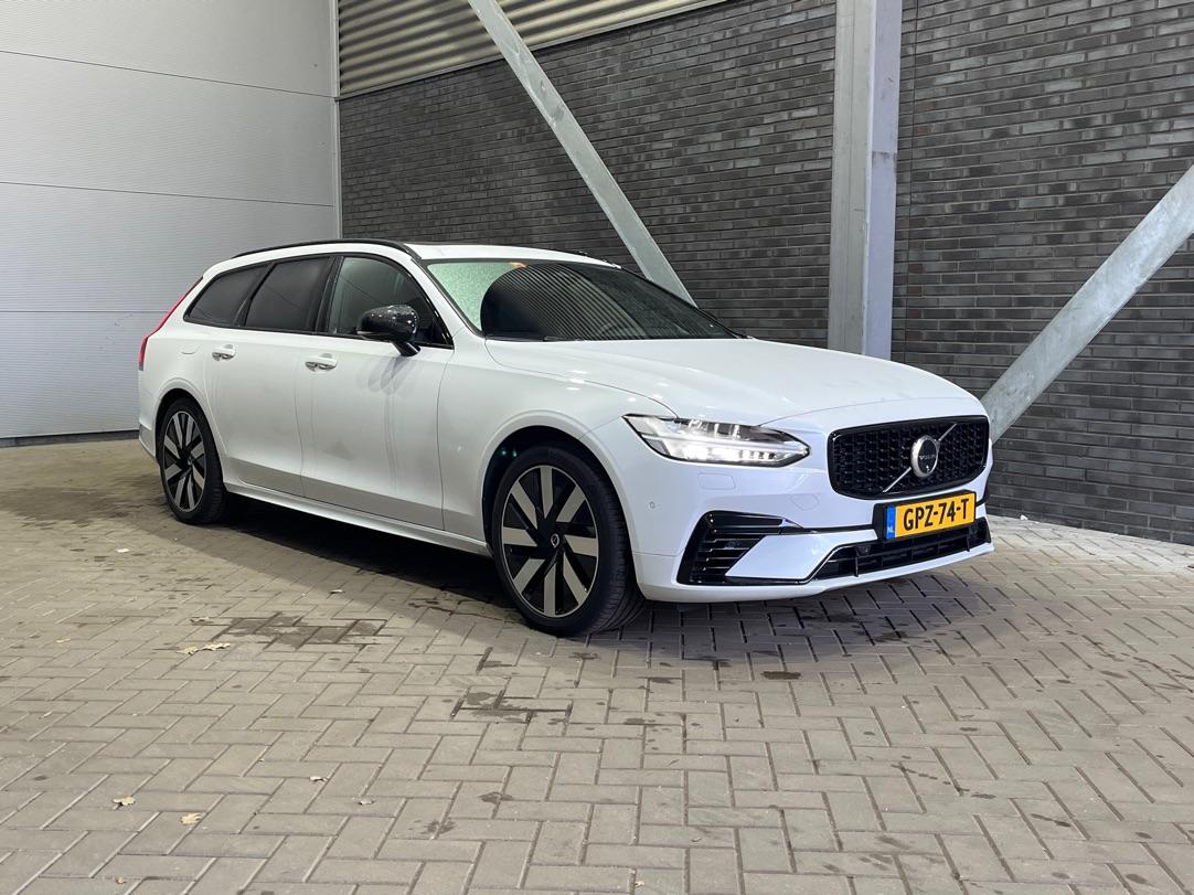 Volvo V90