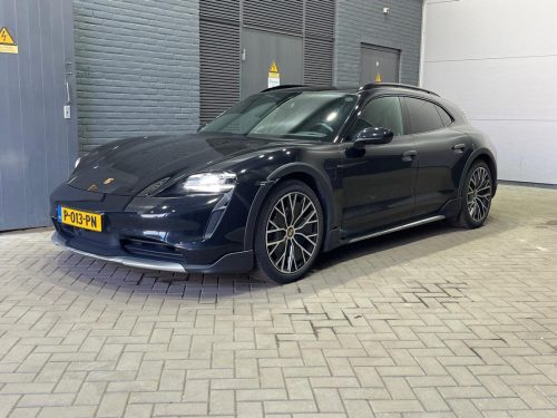 Porsche Taycan Cross Turismo