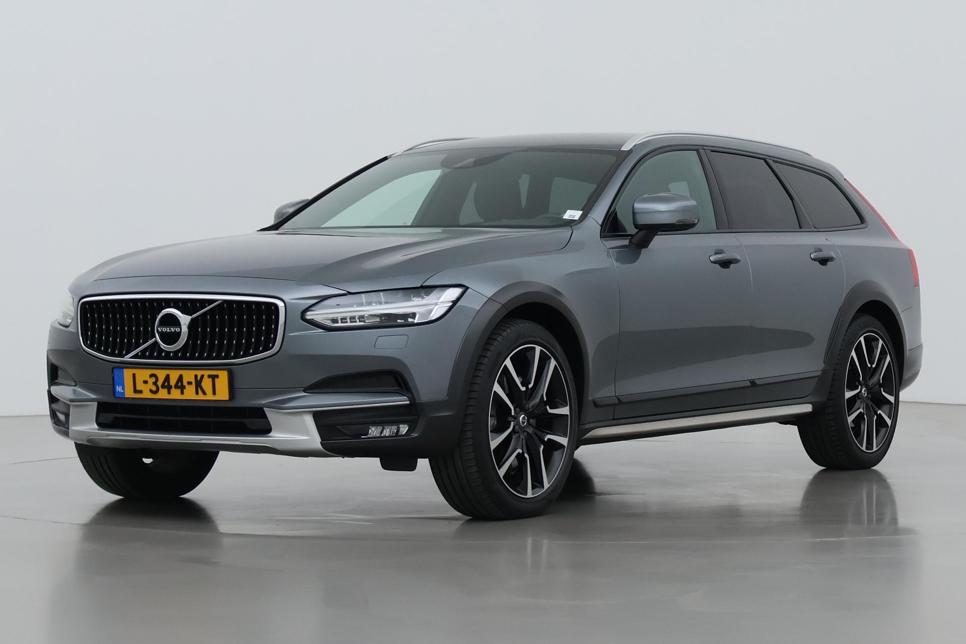 Volvo V90