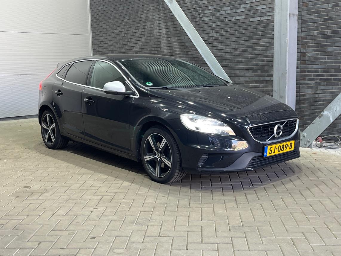 Volvo V40