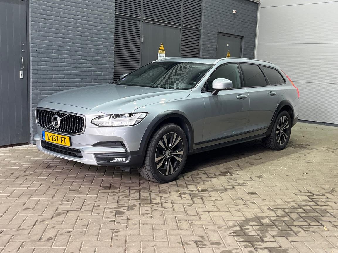 Volvo V90