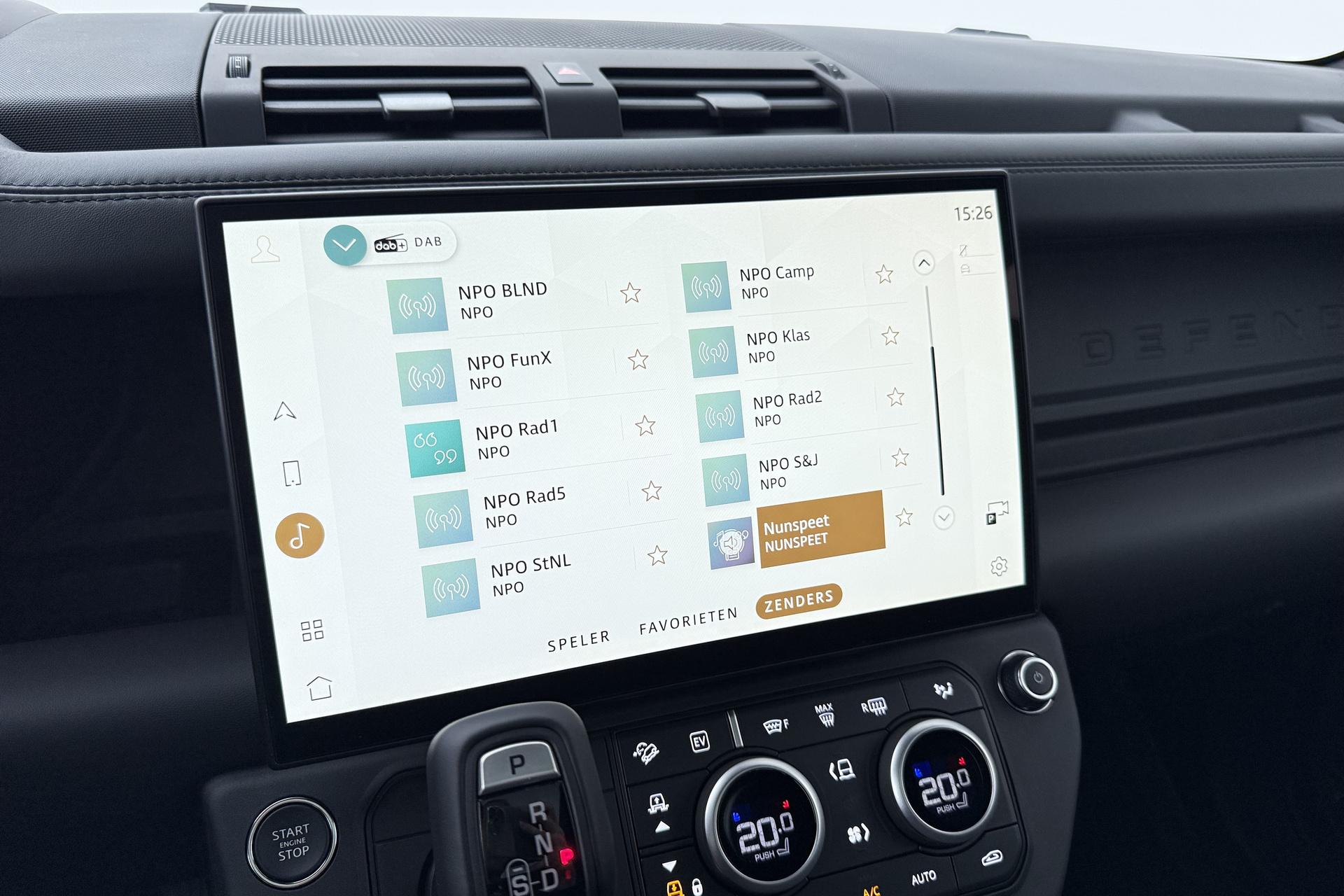 Land Rover Defender