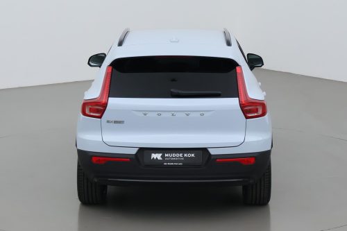 Volvo EX40