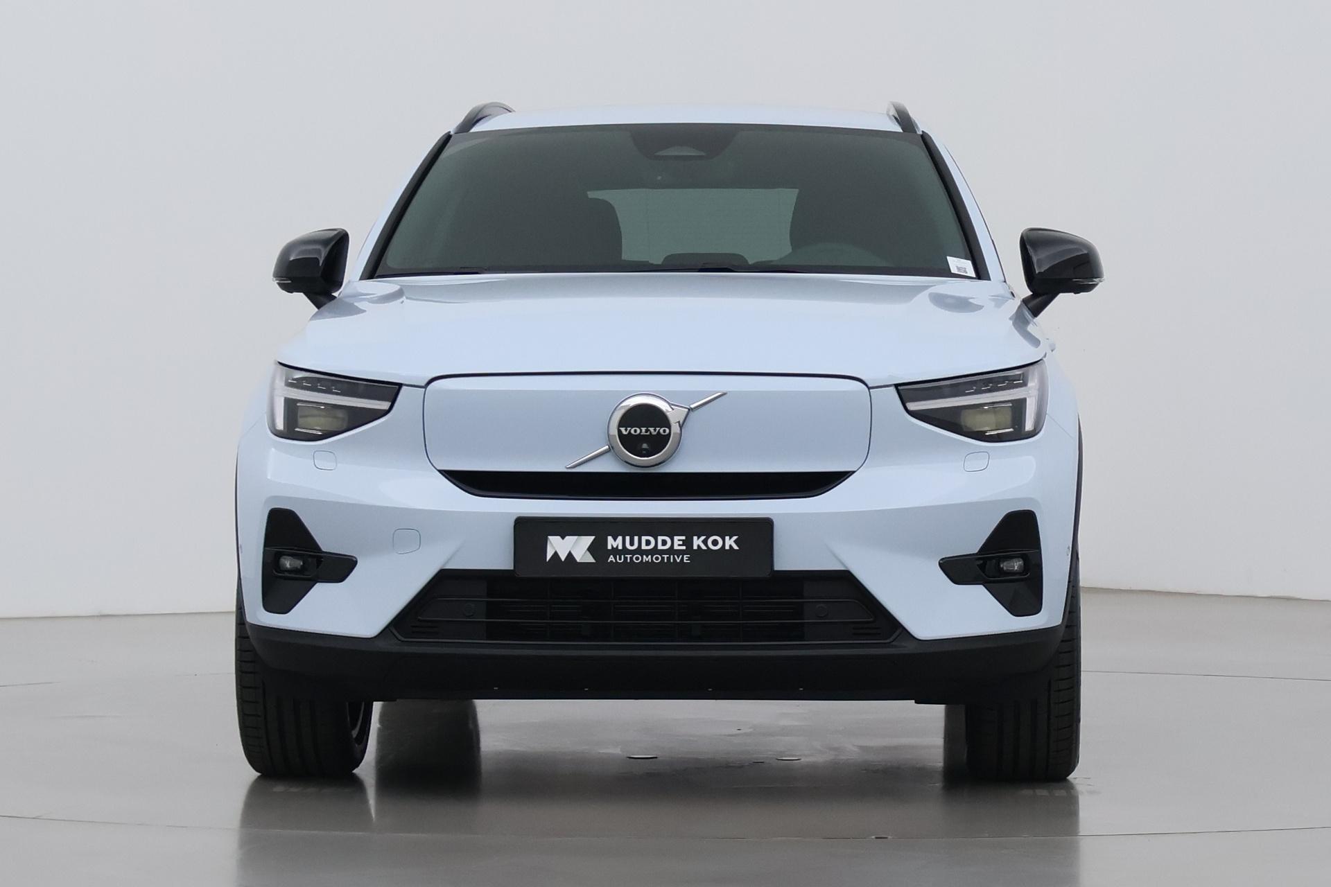 Volvo EX40
