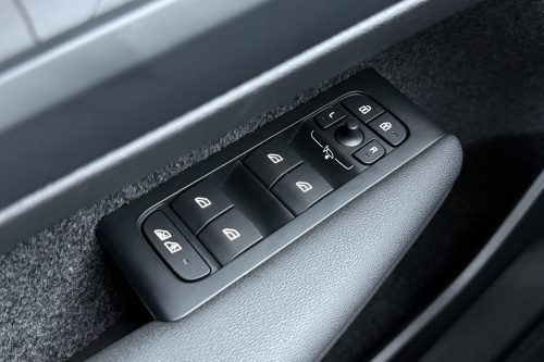 Volvo EX40