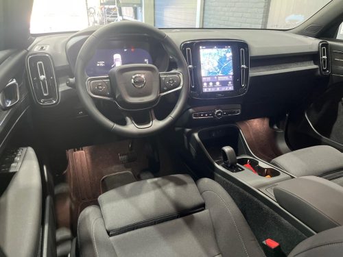 Volvo EX40