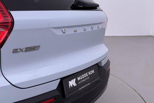 Volvo EX40