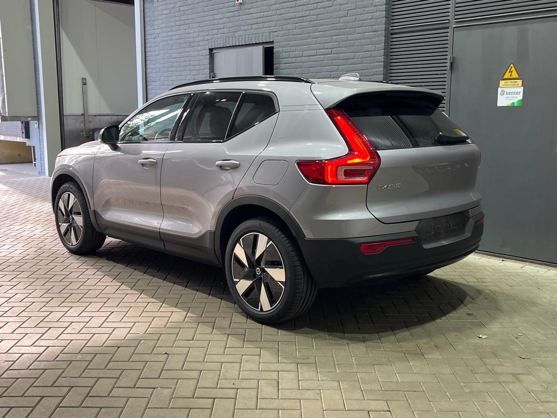 Volvo EX40