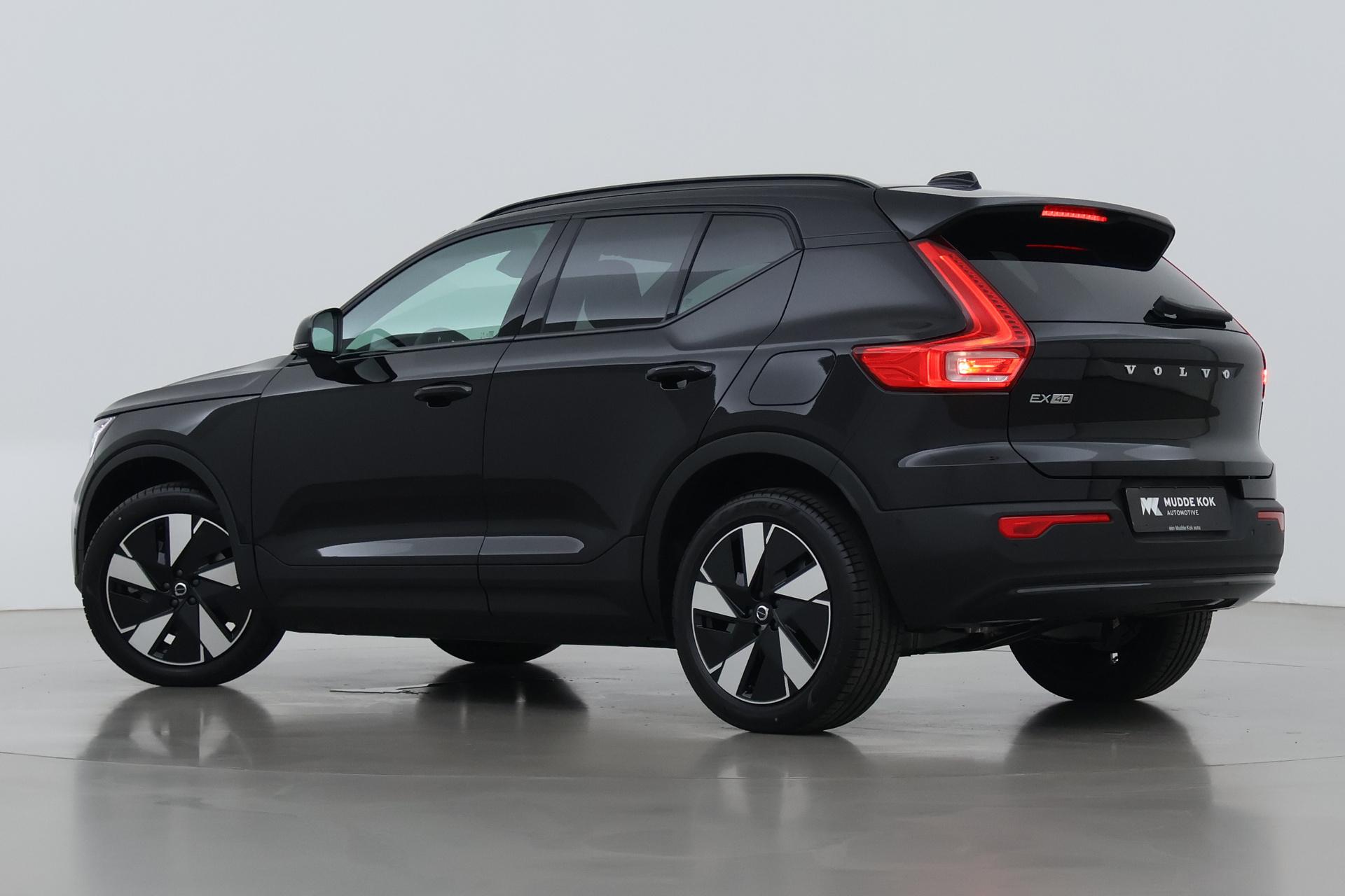 Volvo EX40