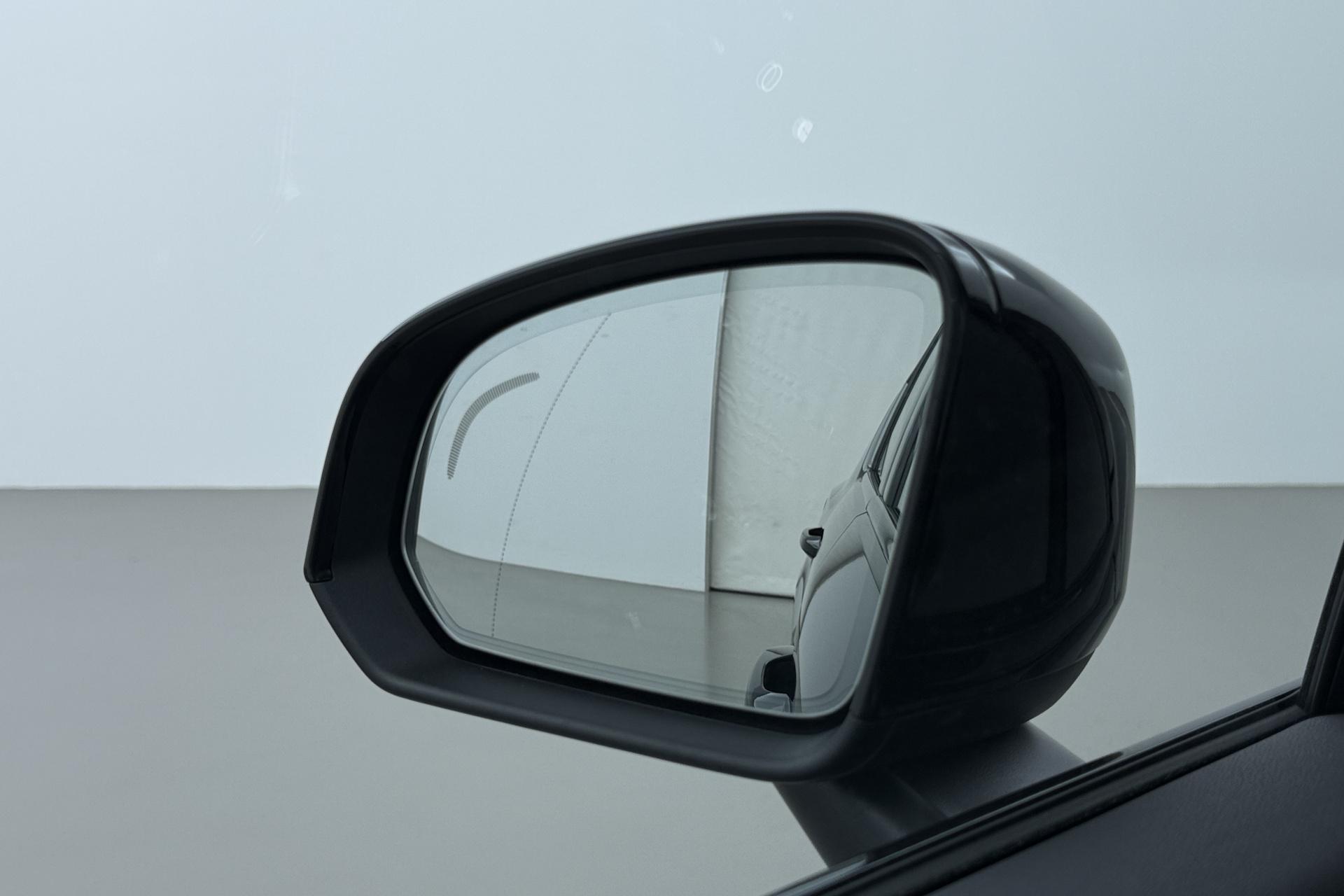 Volvo EX40