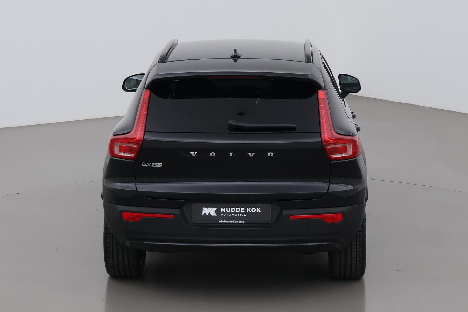 Volvo EX40