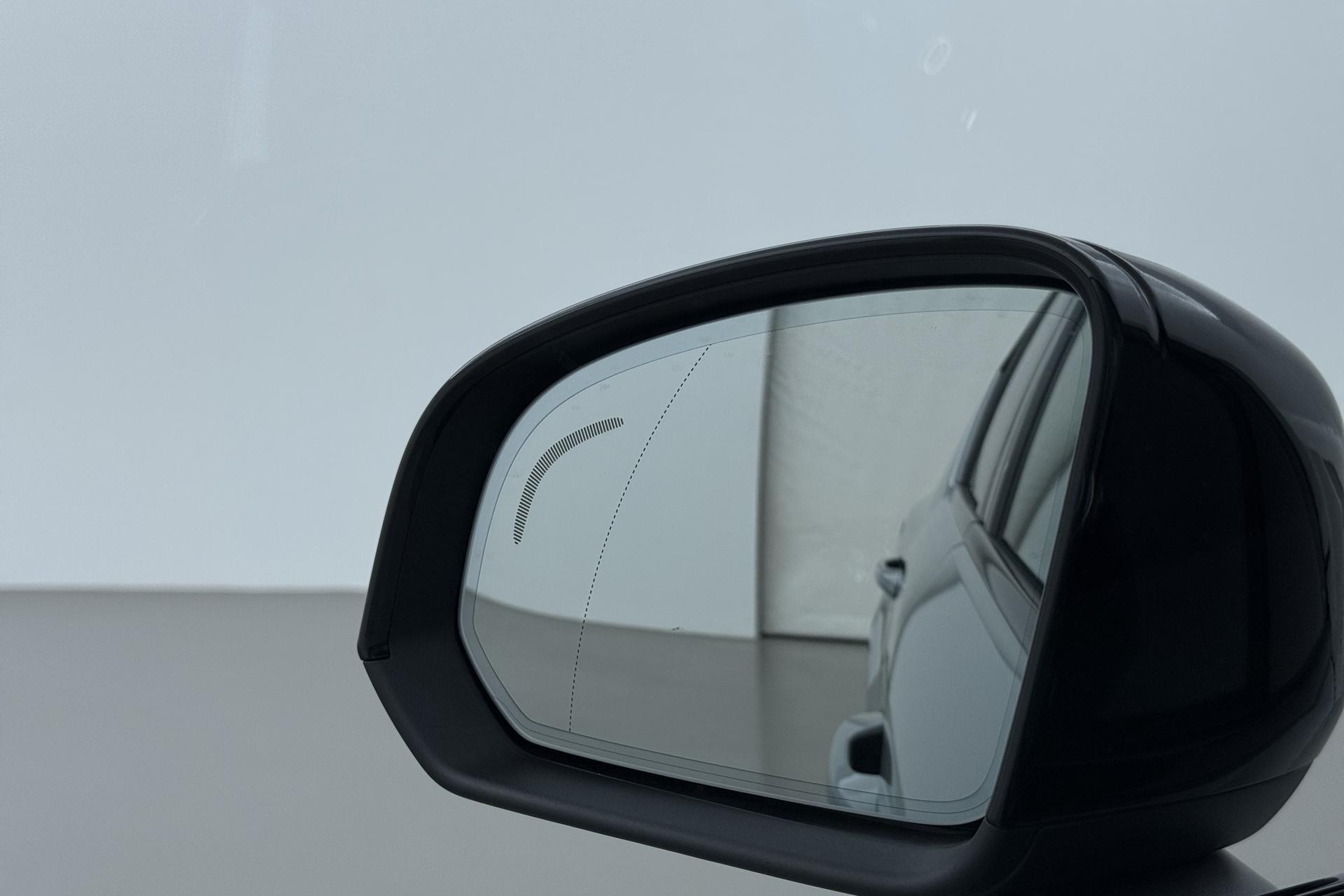 Volvo EX40