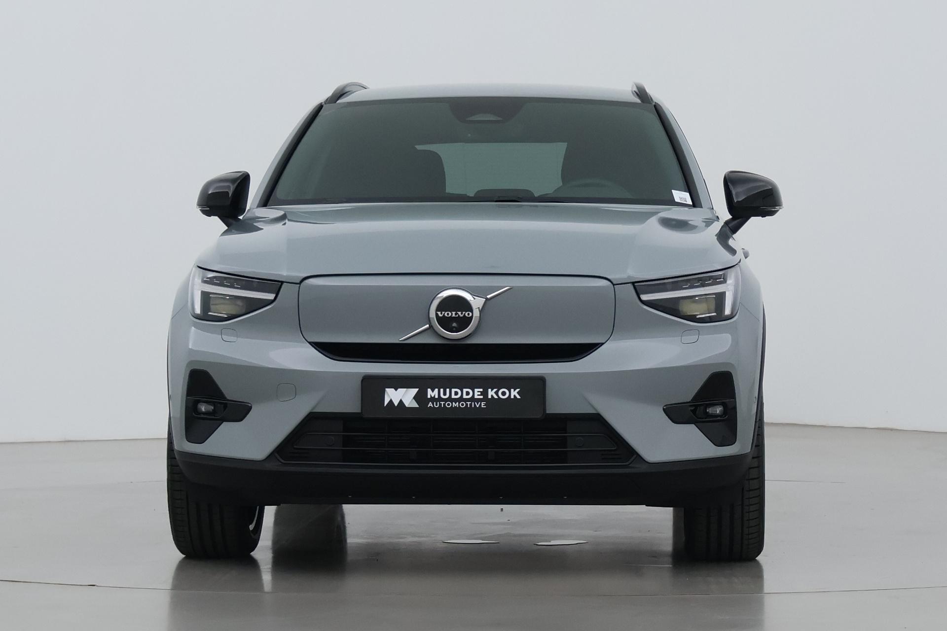 Volvo EX40
