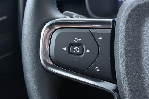 Volvo EX40