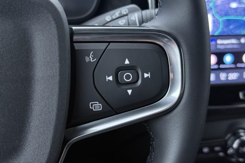 Volvo EX40