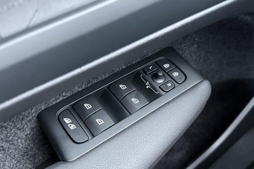 Volvo EX40