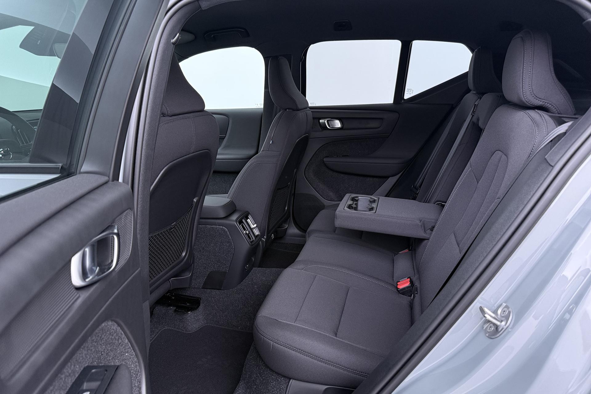 Volvo EX40