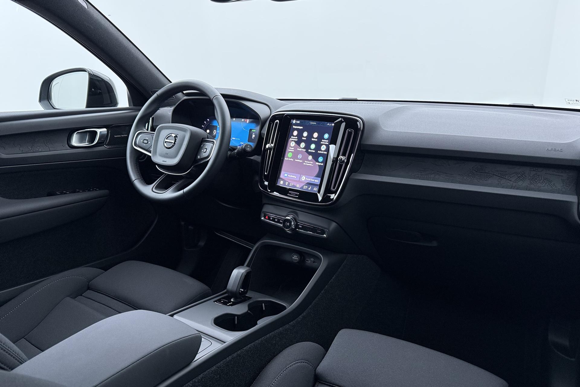 Volvo EX40