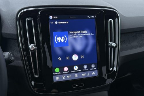 Volvo EX40