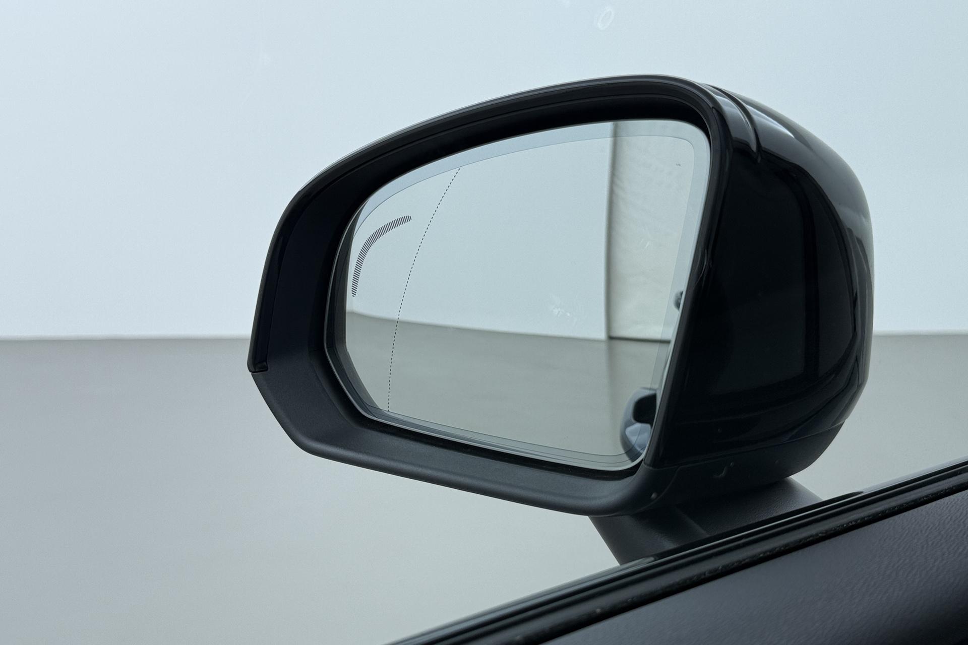 Volvo EX40